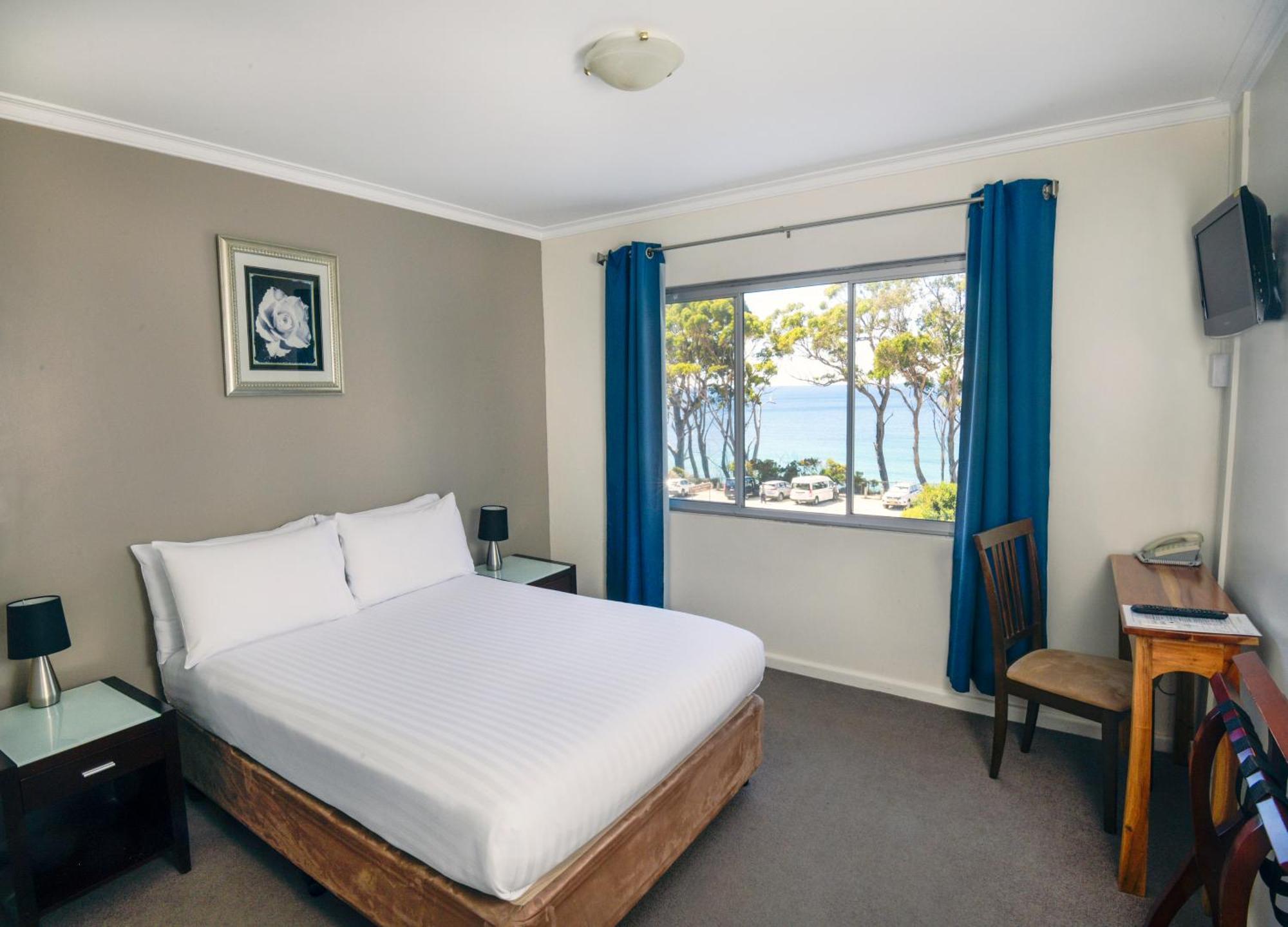 Lufra Beachside Hotel Eaglehawk Neck Exterior photo