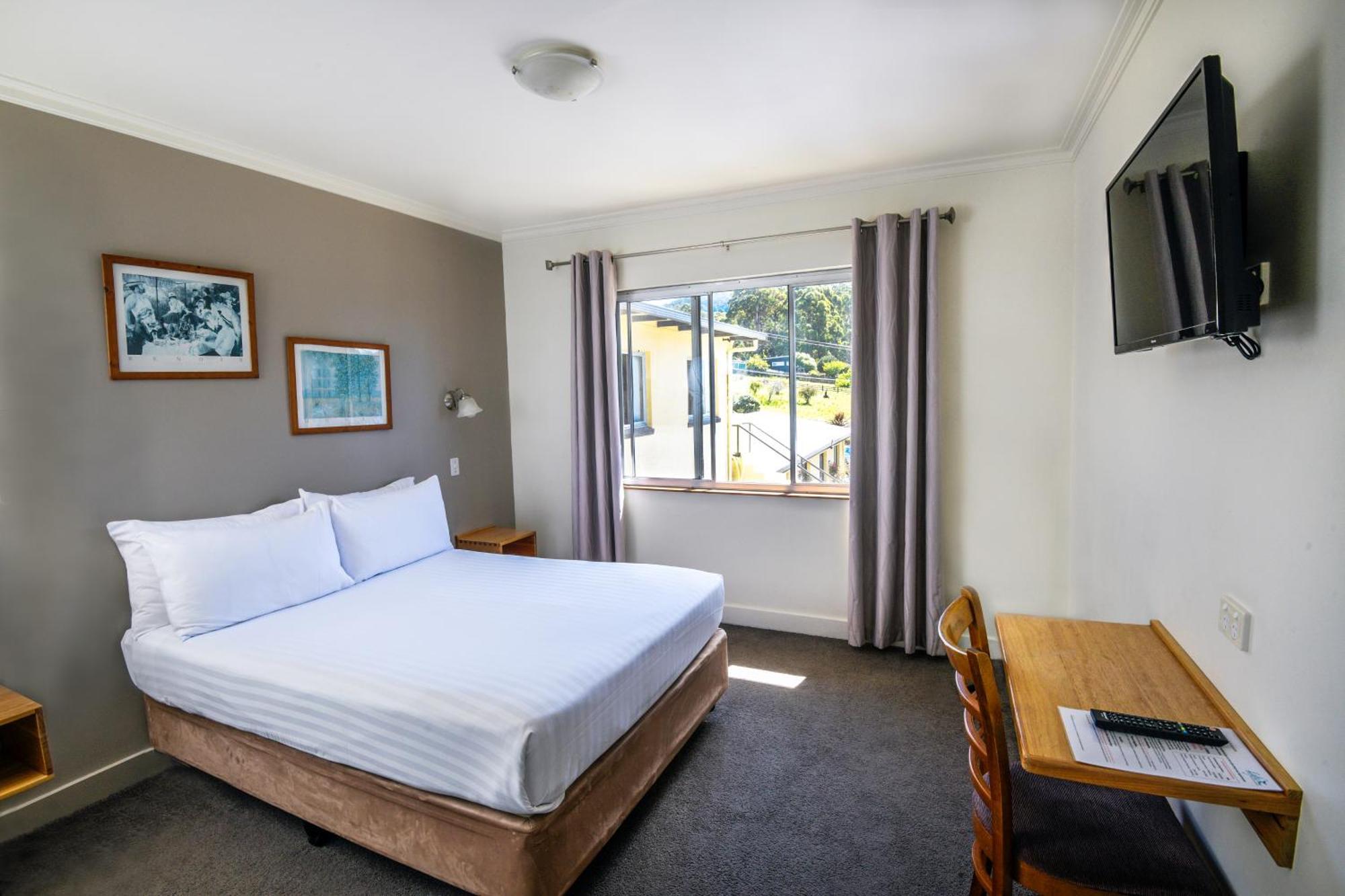 Lufra Beachside Hotel Eaglehawk Neck Exterior photo